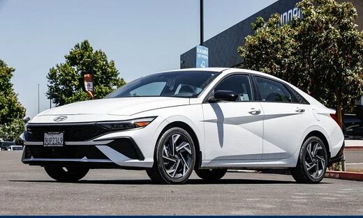 2025 Hyundai Elantra Hybrid