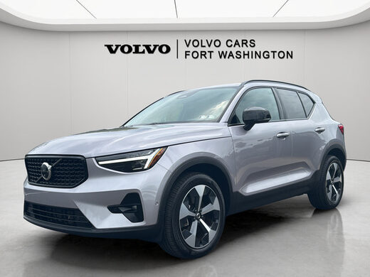 2026 Volvo XC40