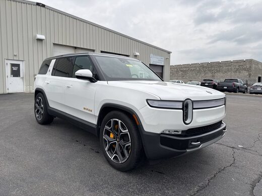 2022 Rivian R1S