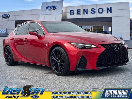 2023 Lexus IS
