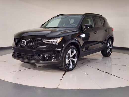 2026 Volvo XC40