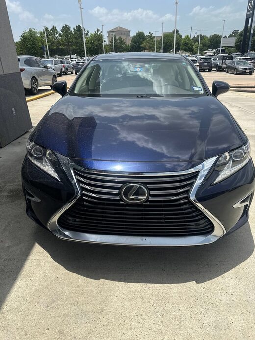 2018 Lexus ES