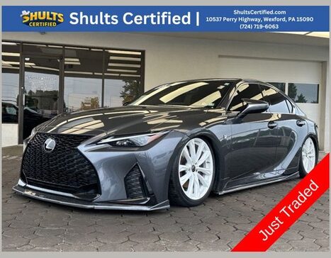 2022 Lexus IS