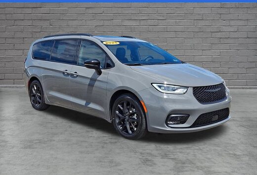 2025 Chrysler Pacifica