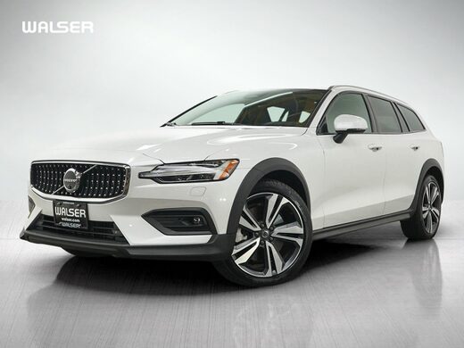 2025 Volvo V60 Cross Country