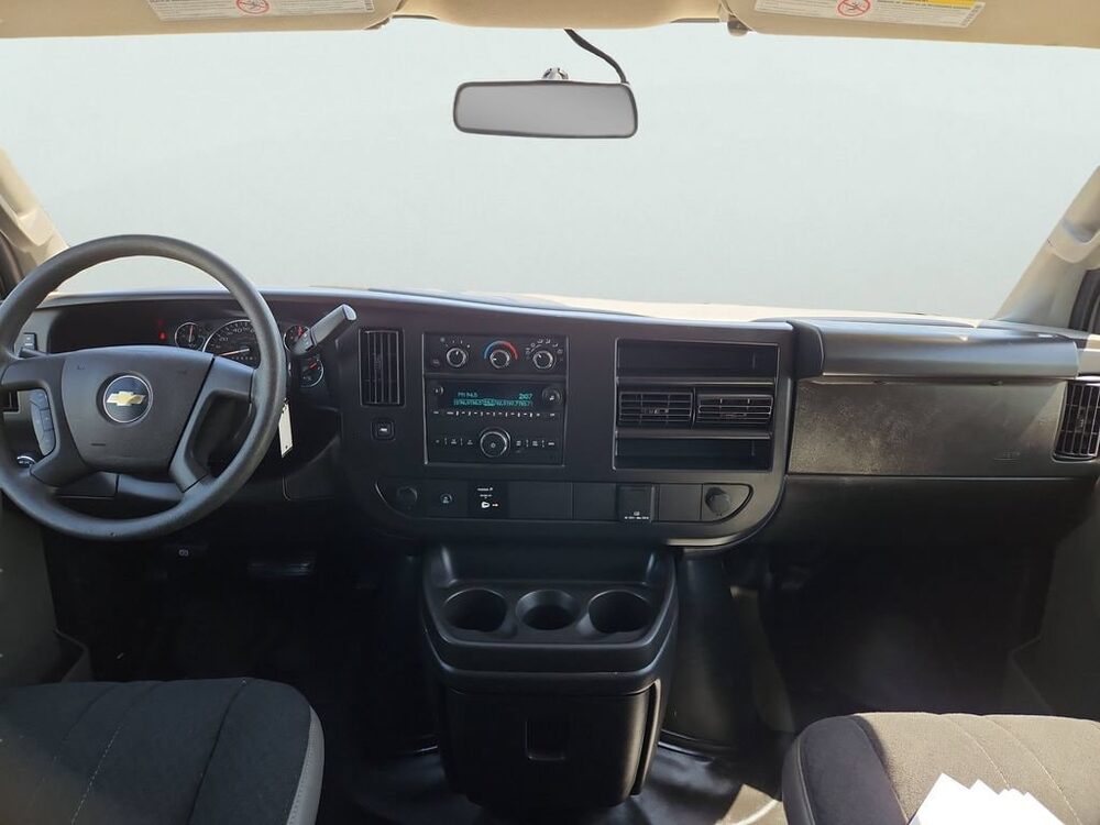 Photo 11
