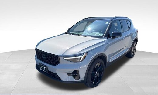 2026 Volvo XC40