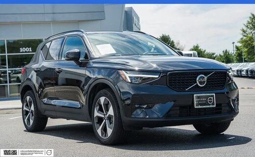 2025 Volvo XC40