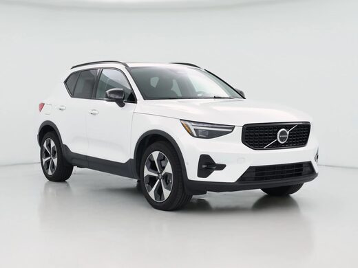 2025 Volvo XC40