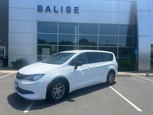 2024 Chrysler Voyager