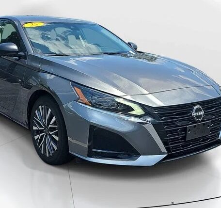 2025 Nissan Altima