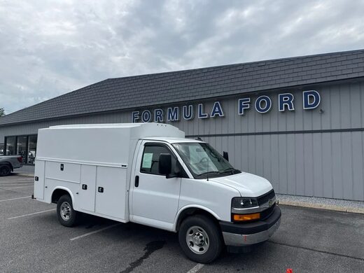 2024 Chevrolet Express Commercial Cutaway