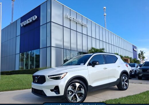 2026 Volvo XC40