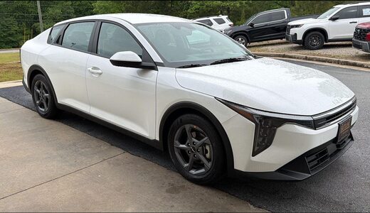 2025 Kia K4