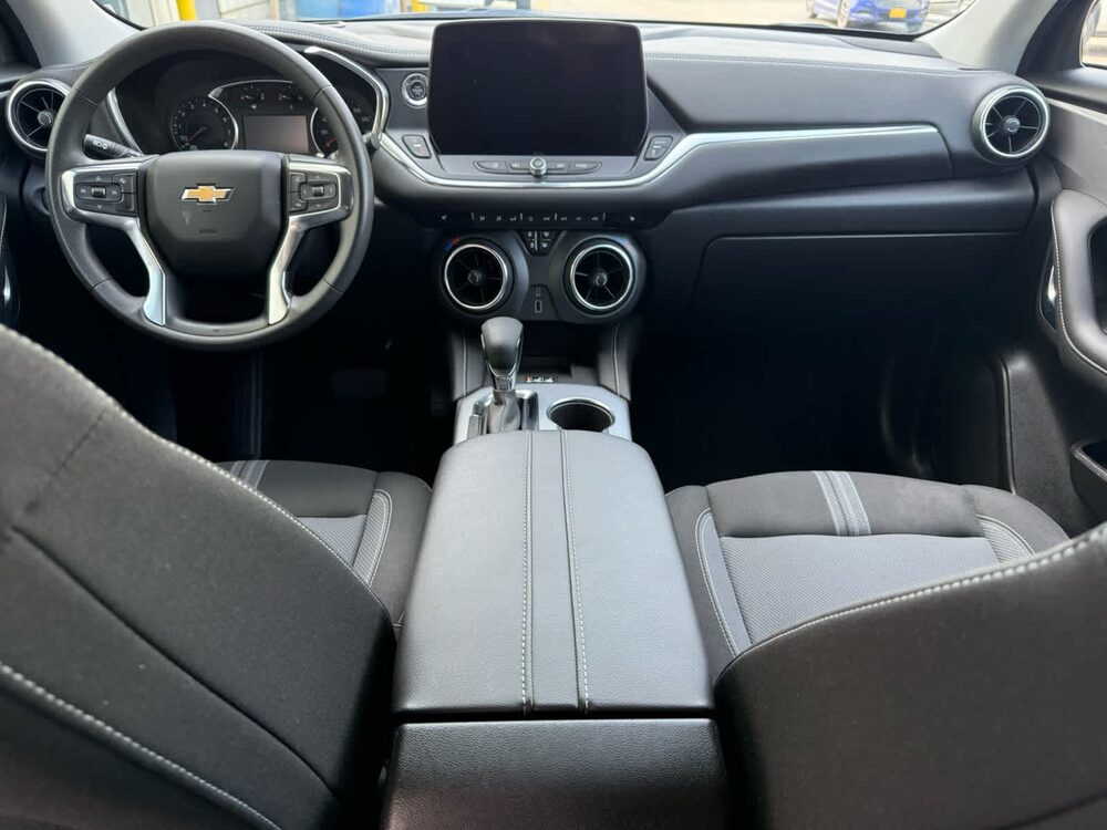 Photo 18