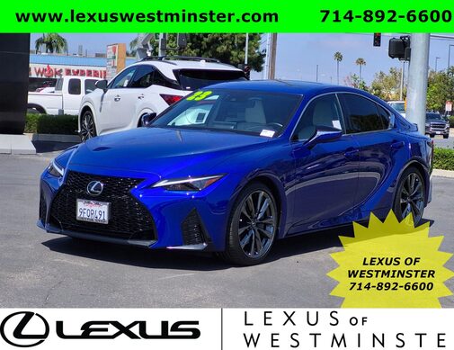 2023 Lexus IS