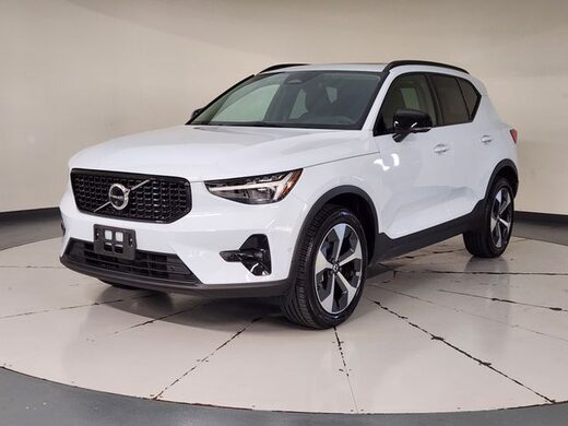 2026 Volvo XC40