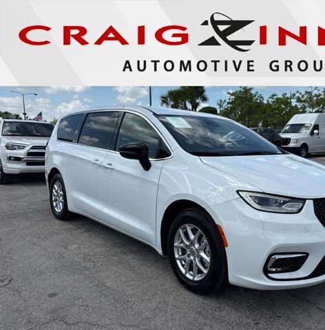 2025 Chrysler Pacifica