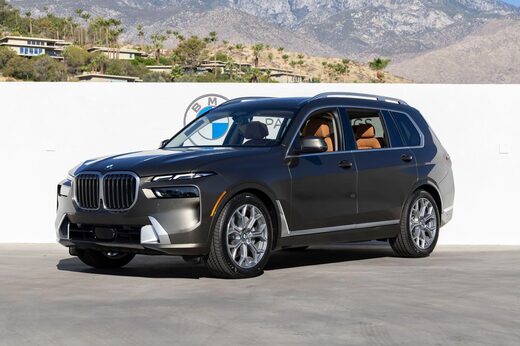 2027 BMW X7
