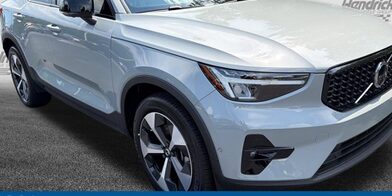 2024 Volvo XC40
