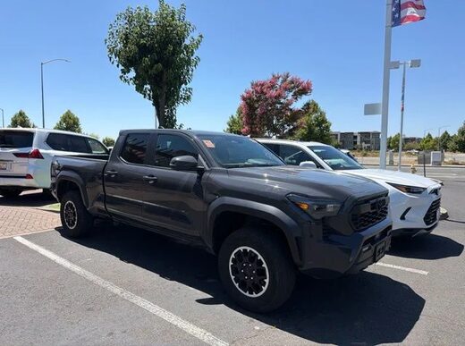 2024 Toyota Tacoma 4WD
