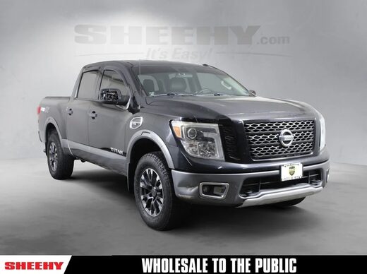 2017 Nissan Titan