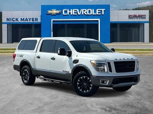 2017 Nissan Titan