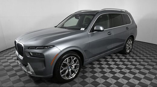 2023 BMW X7