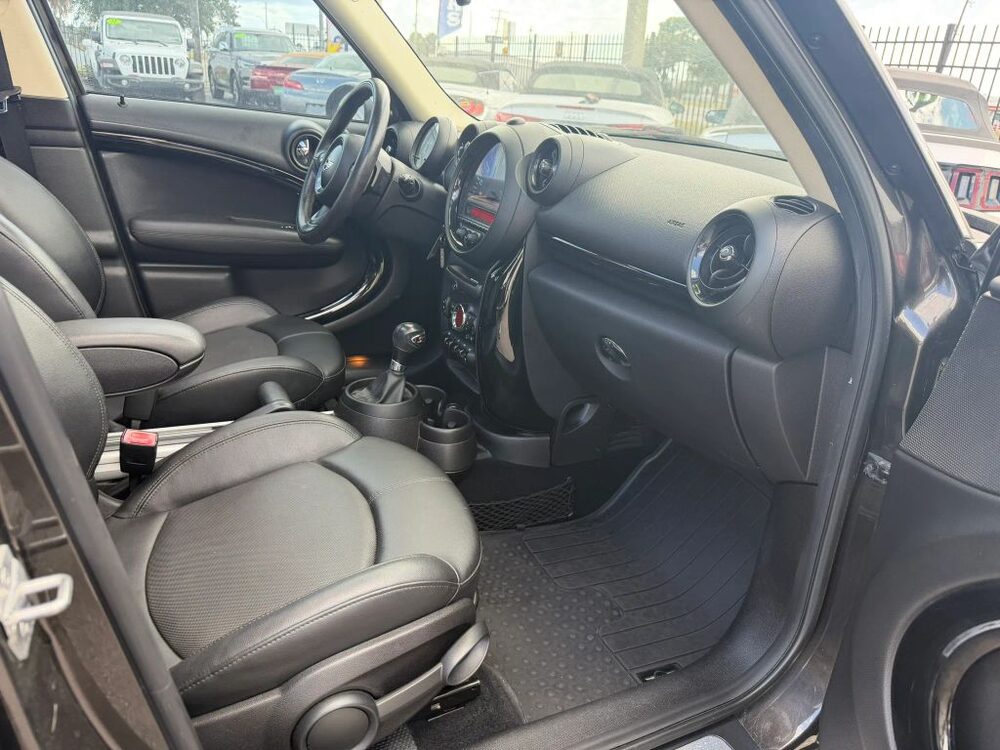 Photo 11