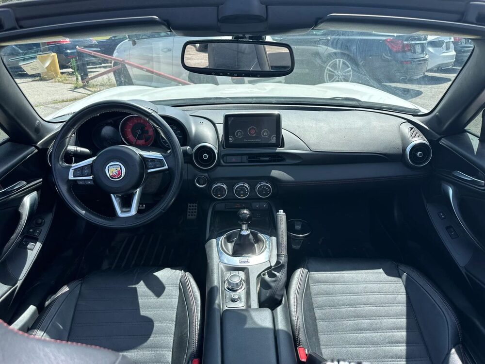 Photo 19