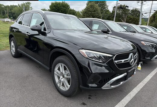 2023 Mercedes-Benz GLC