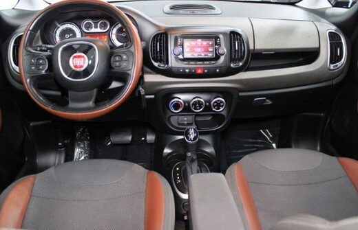 2015 FIAT 500L
