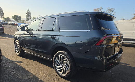 2025 Lincoln Navigator